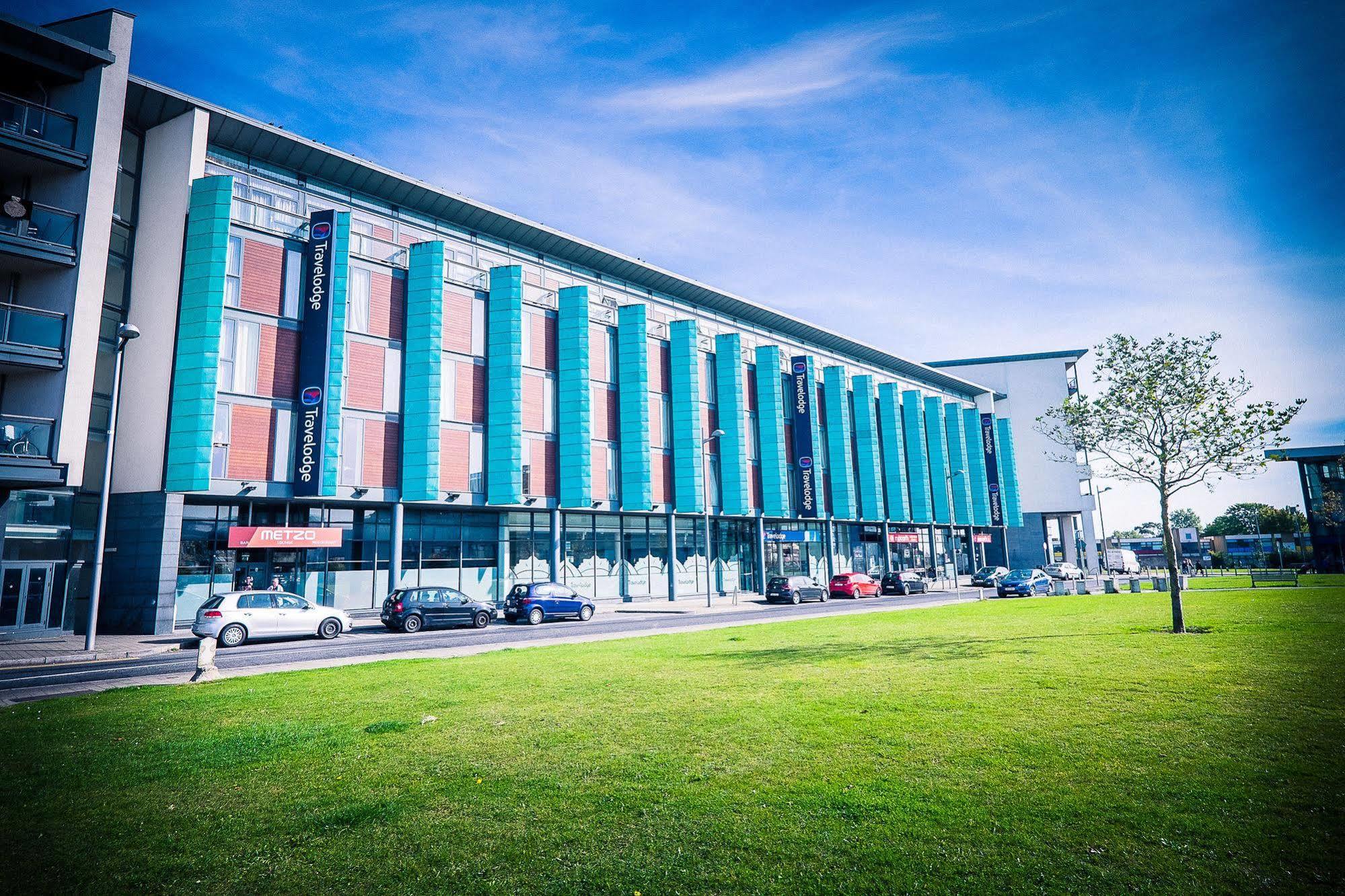 Travelodge Dublin Airport South Exterior photo